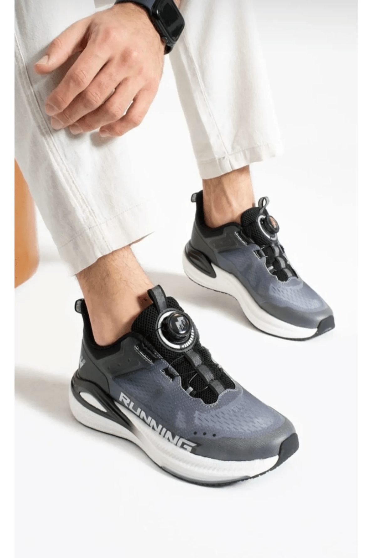 کفش ورزشی مردانه Wickers مدل 2681 طوسی کفش Wickers مدل 2681